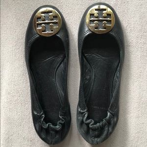Tory Burch Reva Flat black and gold size 8.5